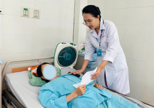 Bệnh viện Sản – Nhi tỉnh Quảng Ngãi thực hiện thành công phẫu thuật khoét chóp cổ tử cung điều trị tổn thương tiền ung thư