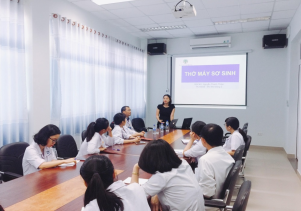 Bệnh viện Nhi đồng 2 TP.HCM  về BV Sản Nhi tỉnh Quảng Ngãi hướng dẫn Học tập chuyên đề  “Thở máy ở trẻ sơ sinh”
