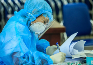 Thêm 4 ca dương tính SARS-CoV-2, xuất hiện các chùm ca bệnh