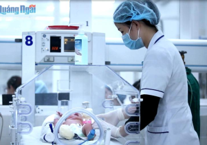 Sẵn sàng tiêm chủng vắc xin cho trẻ sơ sinh